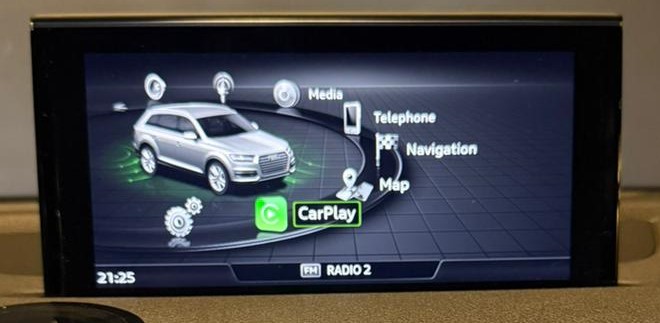 Apple CarPlay icon in Audi Q7 2017 MMI menu