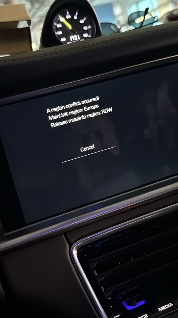 Porsche PCM 4.0 region conflict error when loading ROW navigation map on a European main unit